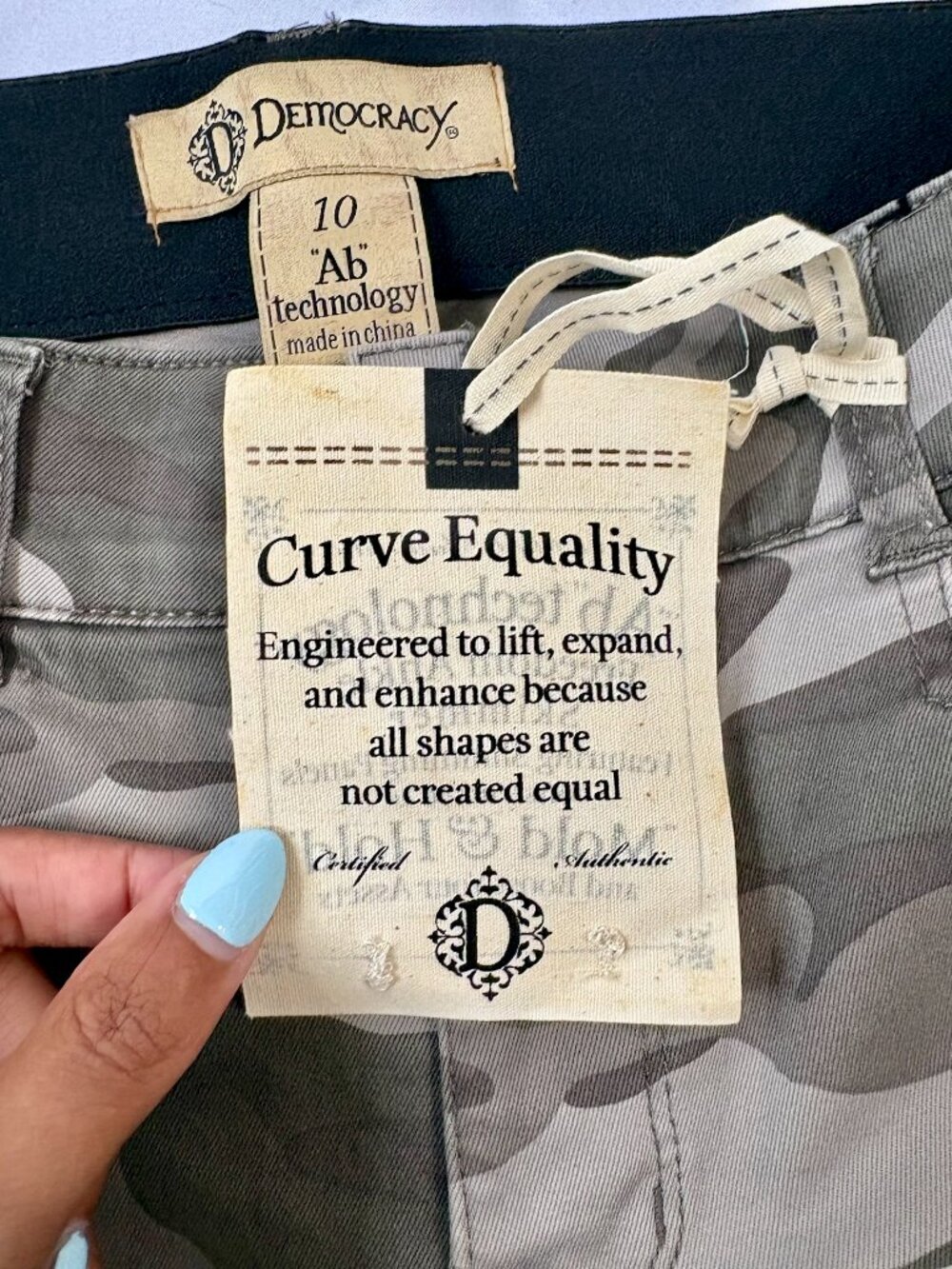 NWT Democracy Camo Stretch Skinny Jeans | Ab Technology Size 10 - Picture 5 of 7